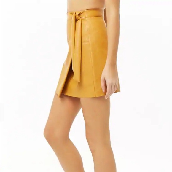 Idem Ditto NWT  "Faux Leather Wrap Mini Skirt" - Picture 1 of 9